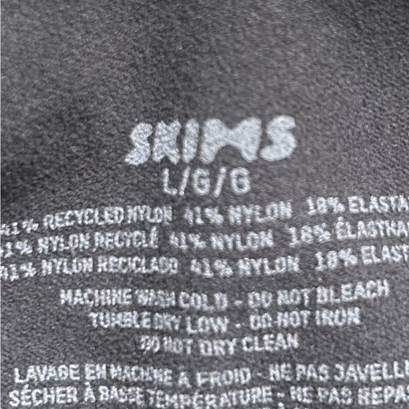 SKIMS Black Shapewear Bodysuit - Picture 3 of 3